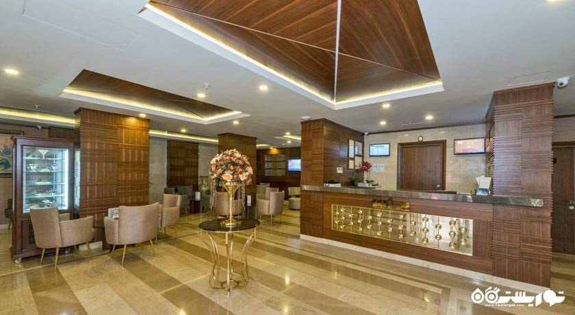 میز پذیرش هتل بکداش دلوکس